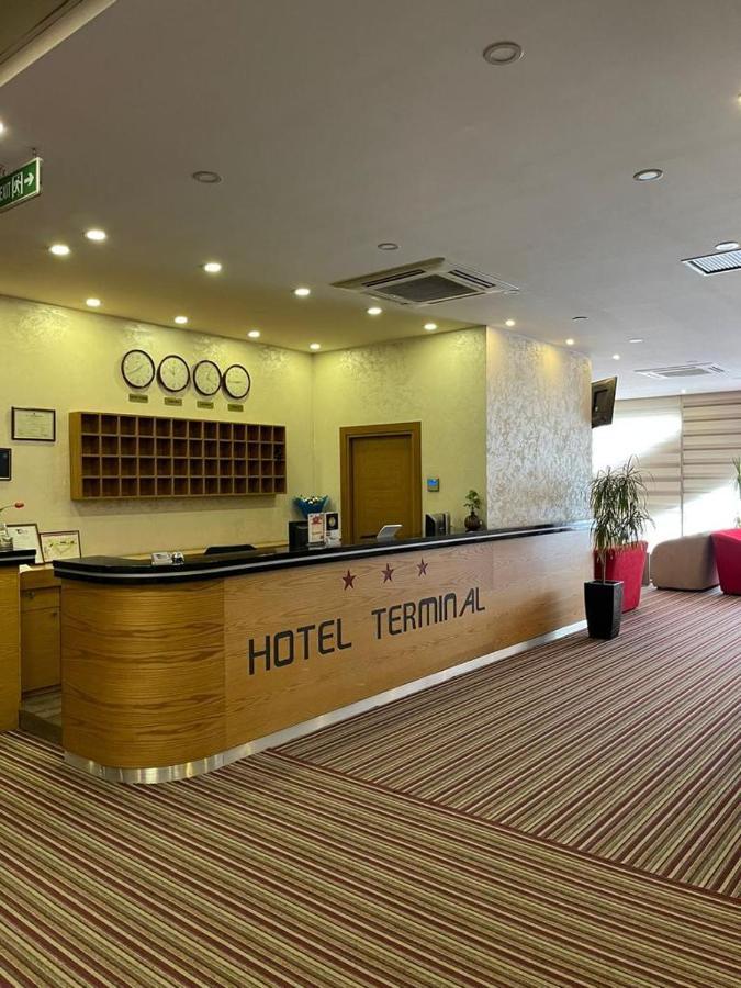 Hotel Terminal Tirana Kültér fotó